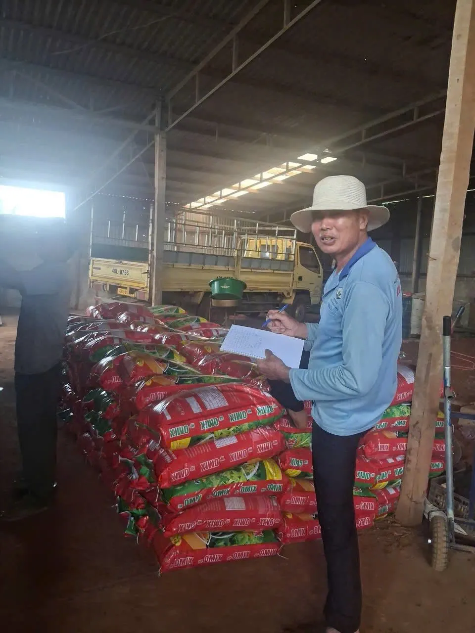 Cung cấp phân bón hữu cơ và NPK cho bà con trồng Cây Sầu Riêng tại Dak Lak và Lâm Đồng